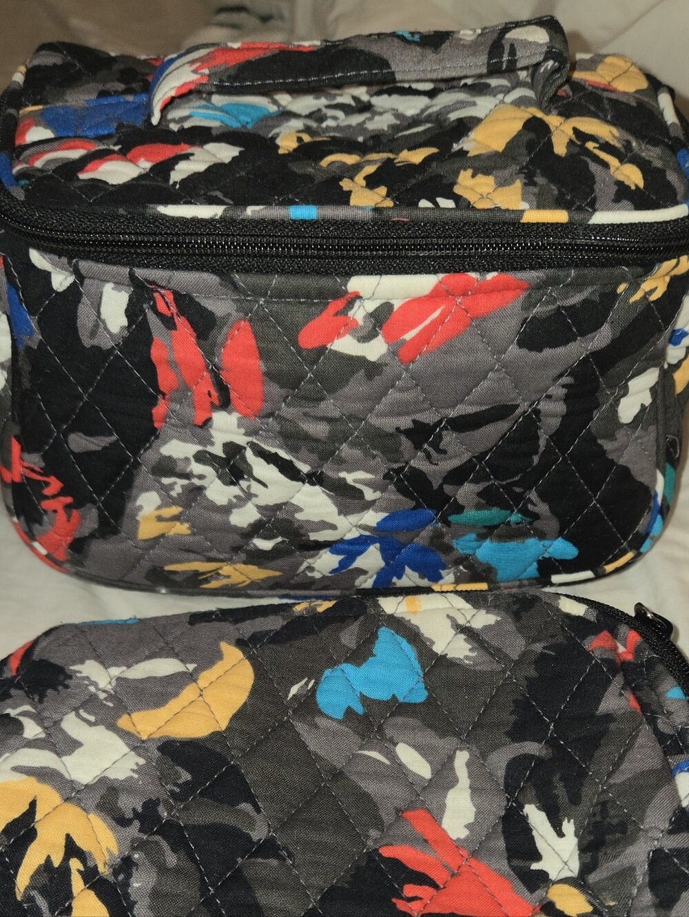 Vera Bradley Splash Floral Train Case And Matching Cosmetic Bag